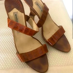 Desirable Manila Blahnik * Carrie Bradshaw Esque